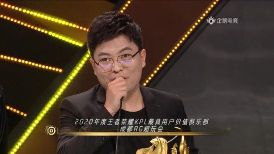 炉石传说新卡背曝光 探秘风暴英雄主题